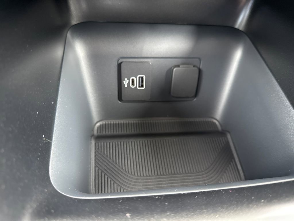 New 2026 Ford Explorer Active w/ Active Comfort Package image 29