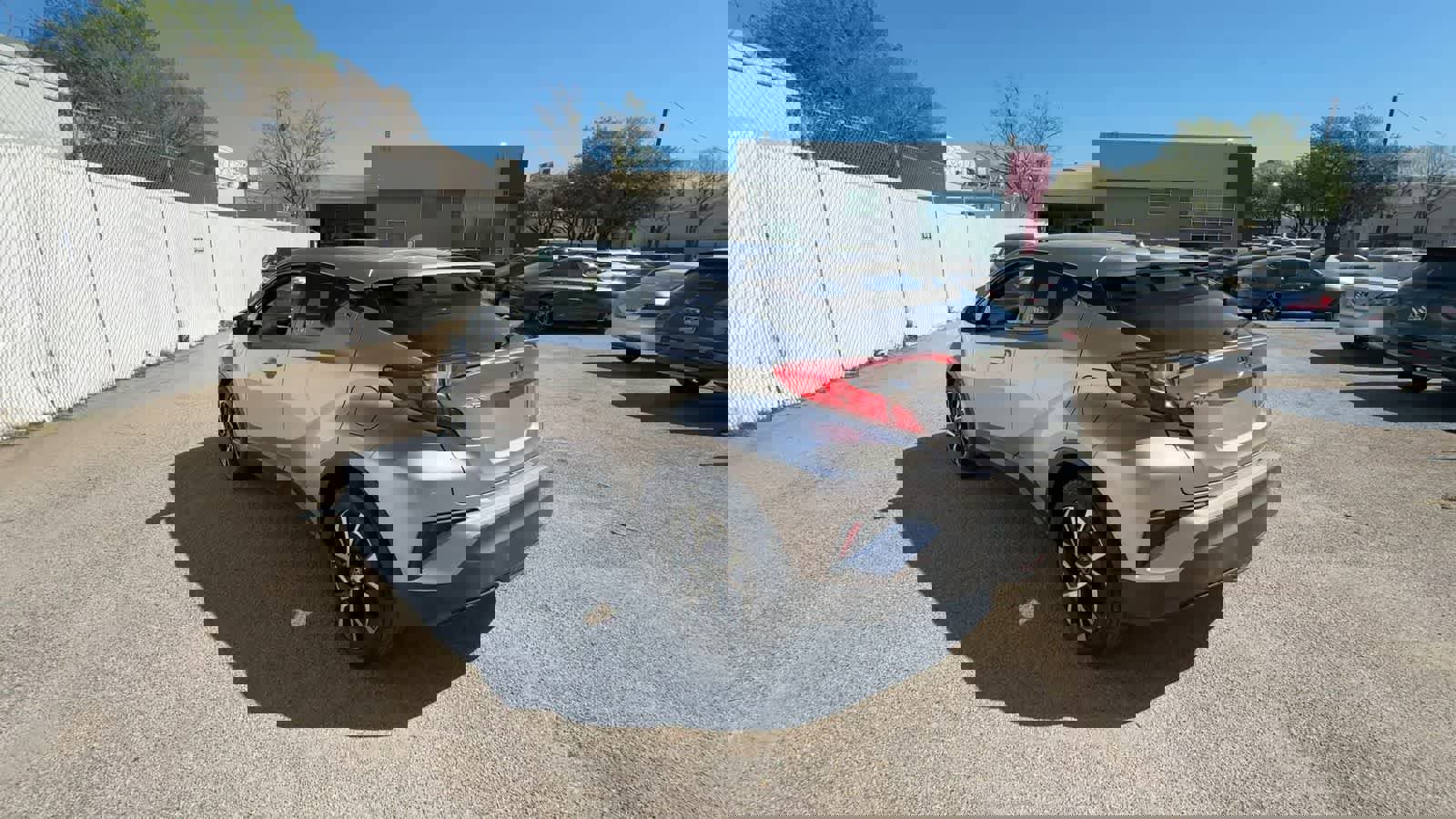 Used 2018 Toyota C-HR XLE image 6