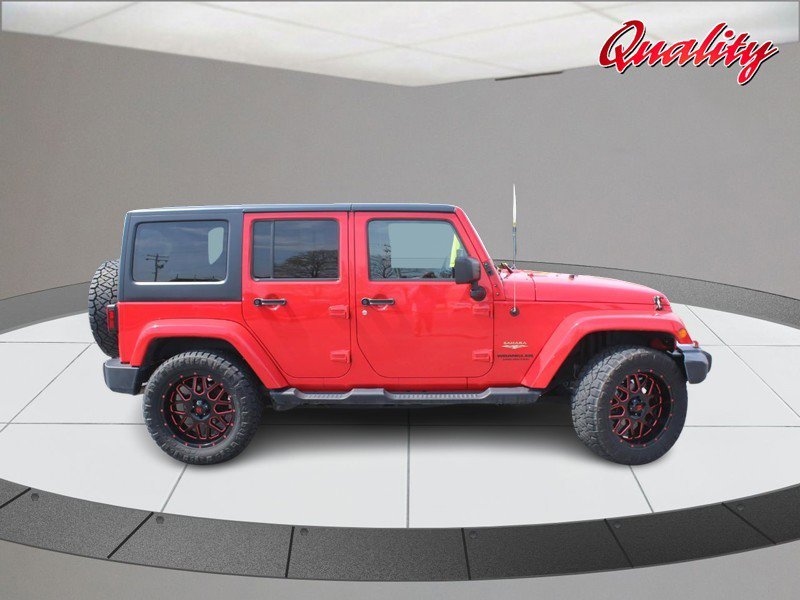 Used 2015 Jeep Wrangler Unlimited Sahara image 2