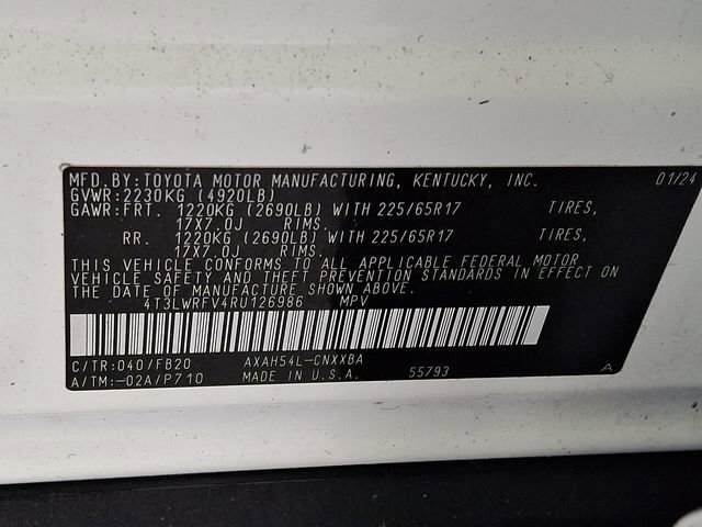 Used 2024 Toyota RAV4 LE AWD/4WD image 33