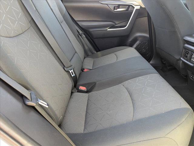 Used 2021 Toyota RAV4 XLE image 18