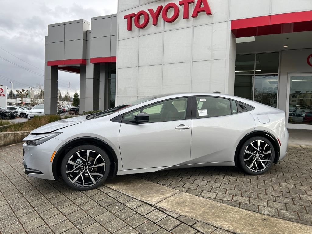 New 2026 Toyota Prius XSE image 2