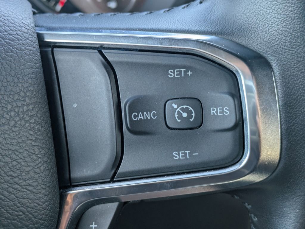 Used 2024 RAM 1500 Laramie image 27