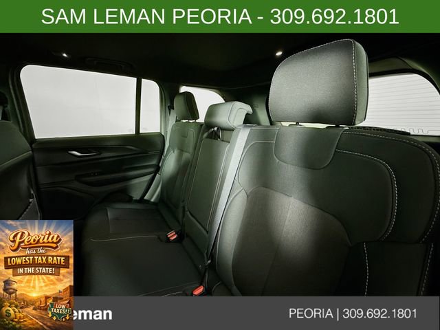 New 2025 Jeep Grand Cherokee Laredo X w/ Luxury Tech Group I image 24