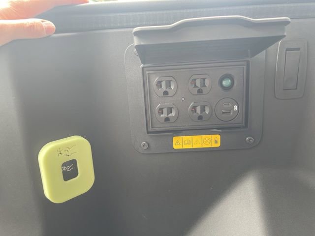 Used 2024 Ford F150 Lightning Flash AWD/4WD image 45
