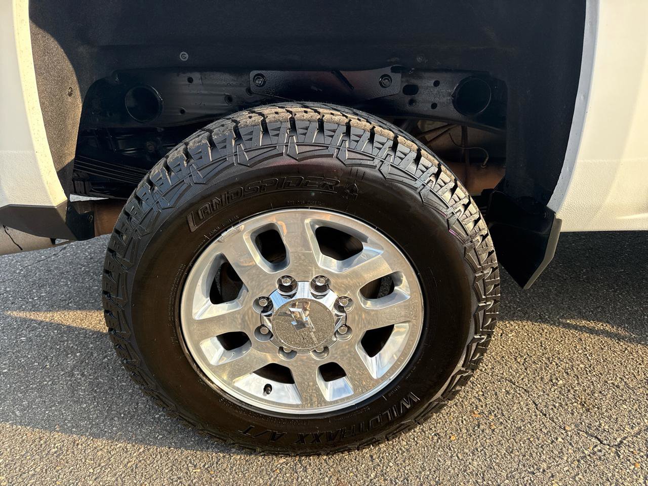 Used 2019 Chevrolet Silverado 2500 LTZ w/ Duramax Plus Package AWD/4WD image 27