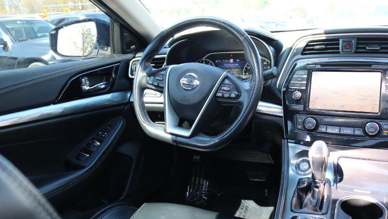 Used 2020 Nissan Maxima 3.5 SL w/ Floor Mat Group FWD image 23