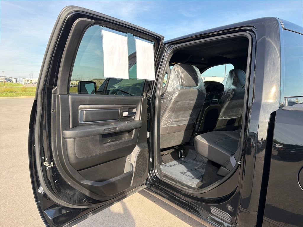 Used 2024 RAM 1500 Classic Warlock image 24