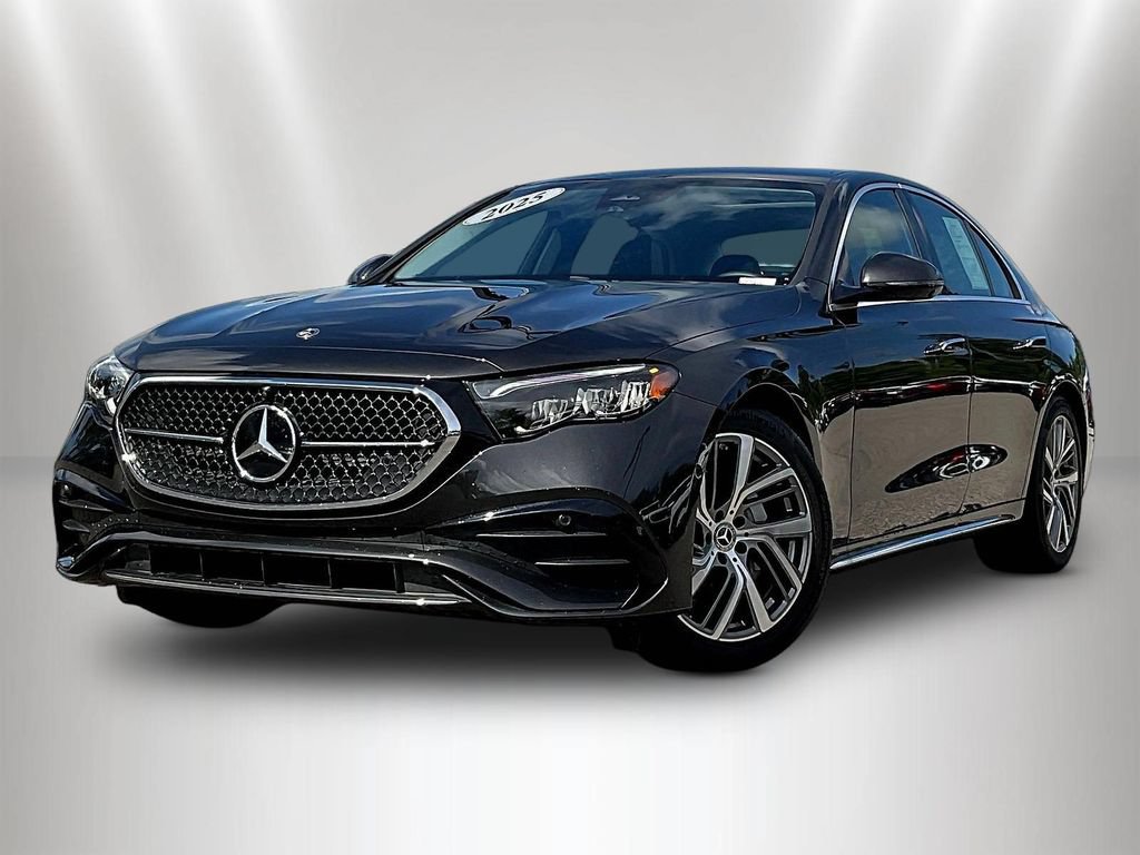 Certified 2025 Mercedes-Benz E 350 4MATIC Sedan w/ MBUS Superscreen Package image 3