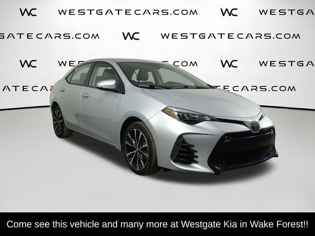 Used 2017 Toyota Corolla SE image 2
