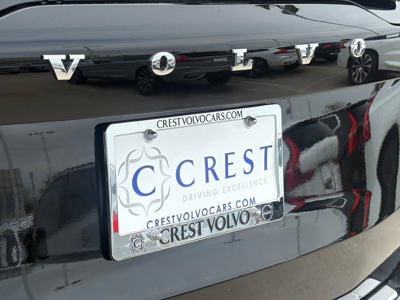 New 2026 Volvo XC90 B5 Core w/ Protection Package Premier image 8