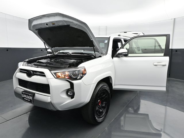 Used 2024 Toyota 4Runner TRD Off-Road Premium w/ TRD Black Wheel Package (TMS) AWD/4WD image 26