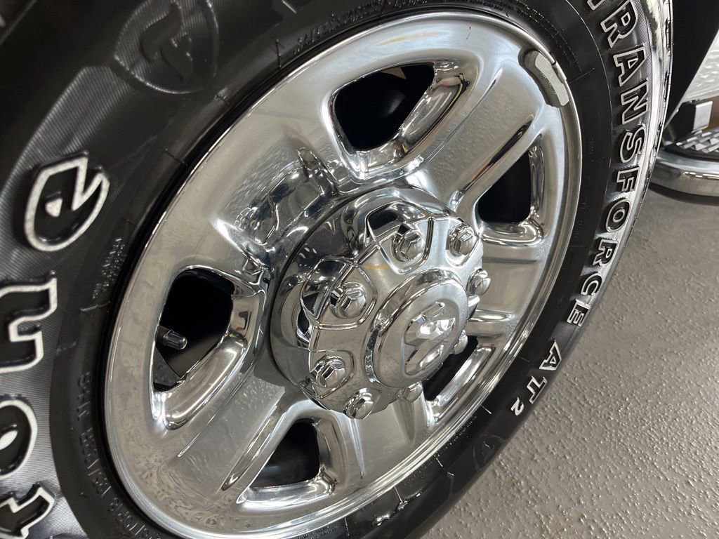 Used 2024 RAM 2500 Tradesman w/ Chrome Appearance Group image 14