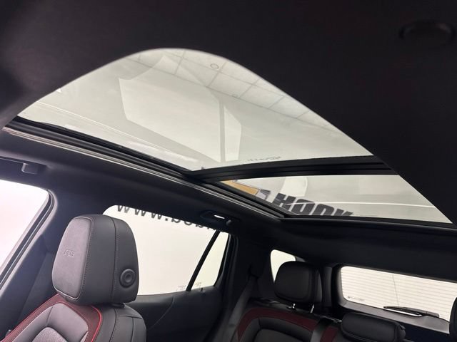 New 2027 Chevrolet Equinox RS w/ Safety and Technology Package FWD image 21