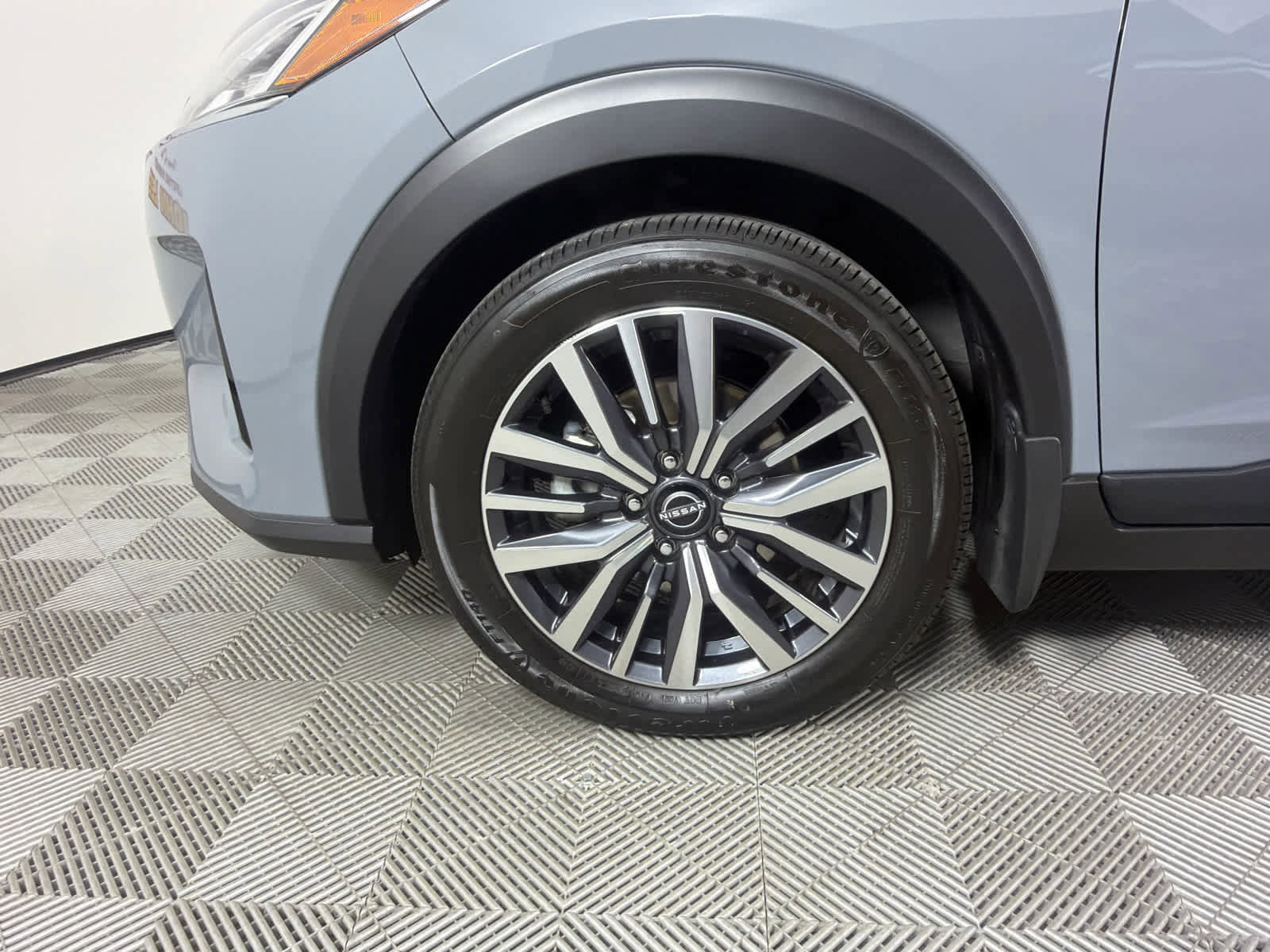 Used 2024 Nissan Kicks SV FWD image 10