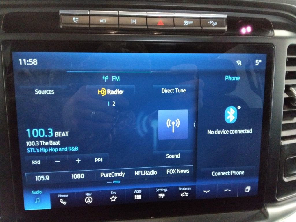 Used 2021 Ford F150 Lariat w/ Equipment Group 502A High image 23