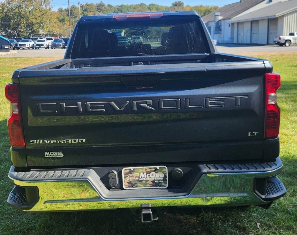 Used 2022 Chevrolet Silverado 1500 LT AWD/4WD image 8
