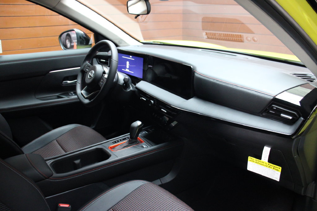 New 2026 Nissan Kicks SR FWD image 7