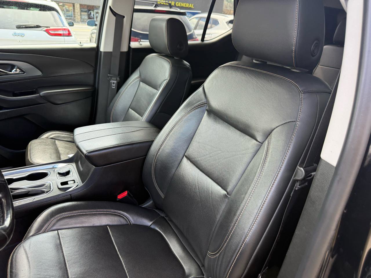 Used 2019 Chevrolet Traverse Premier w/ Redline Edition AWD/4WD image 20