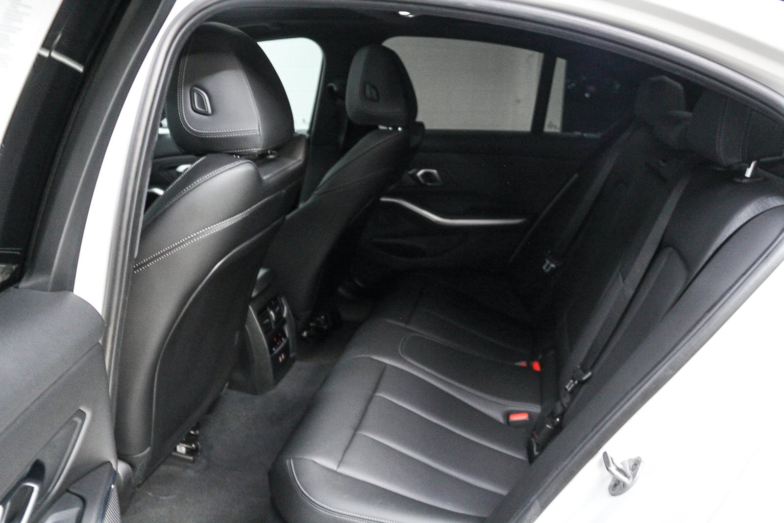 Used 2024 BMW M340i w/ Premium Package RWD image 17