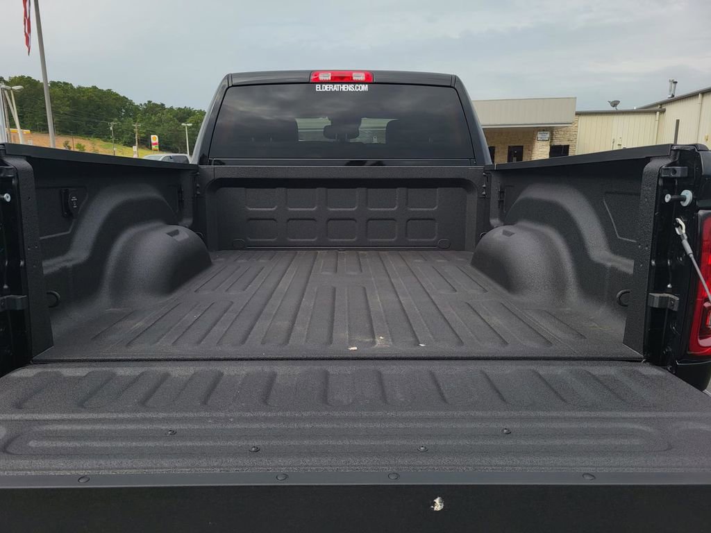 New 2025 RAM 2500 Tradesman w/ Chrome Appearance Group image 9