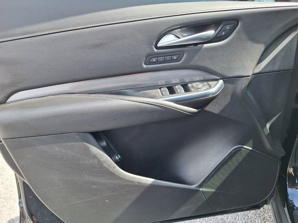 Certified 2024 Cadillac XT4 Premium Luxury image 30