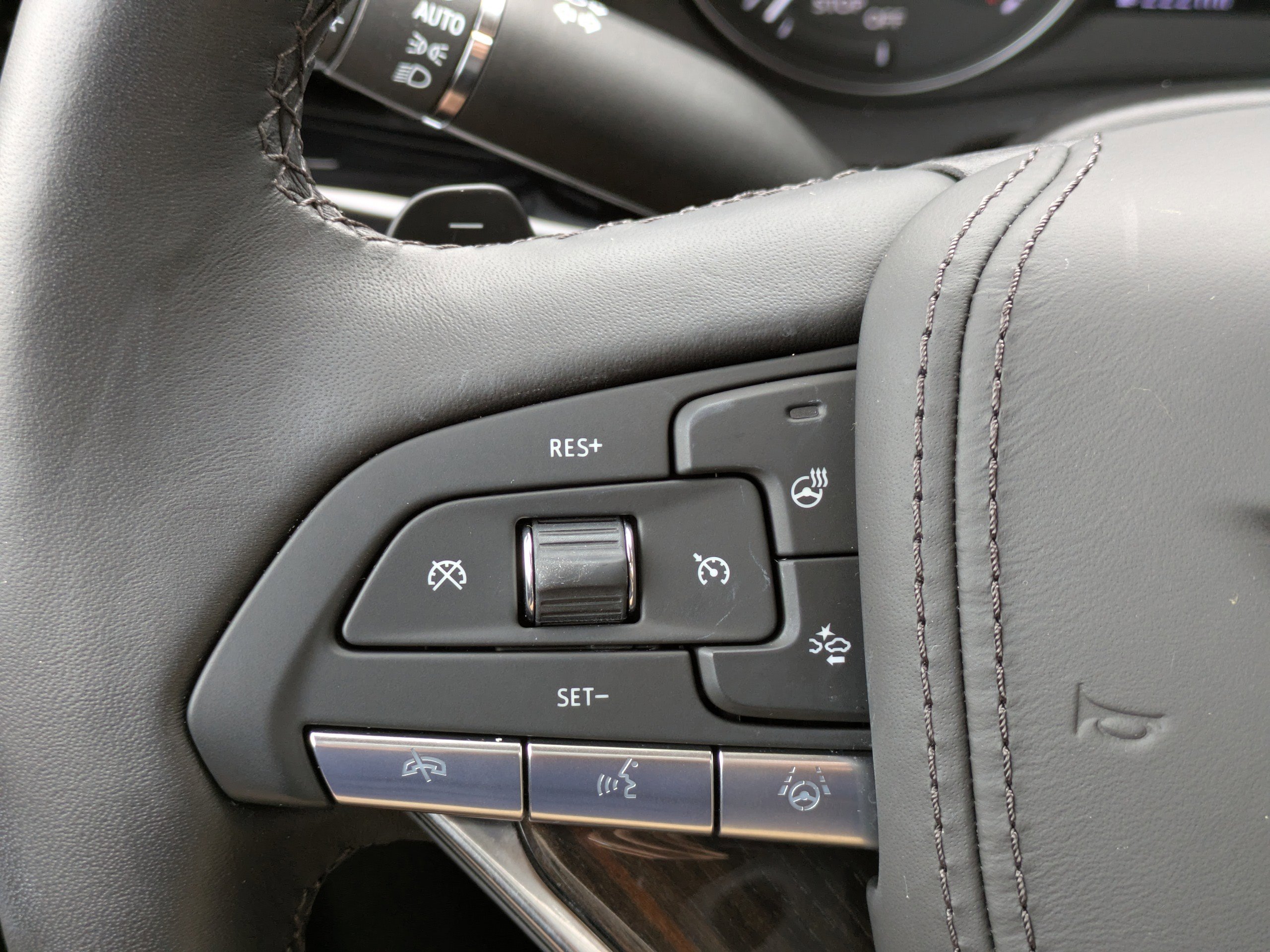 Certified 2025 Cadillac XT6 Premium Luxury w/ Platinum Package image 24