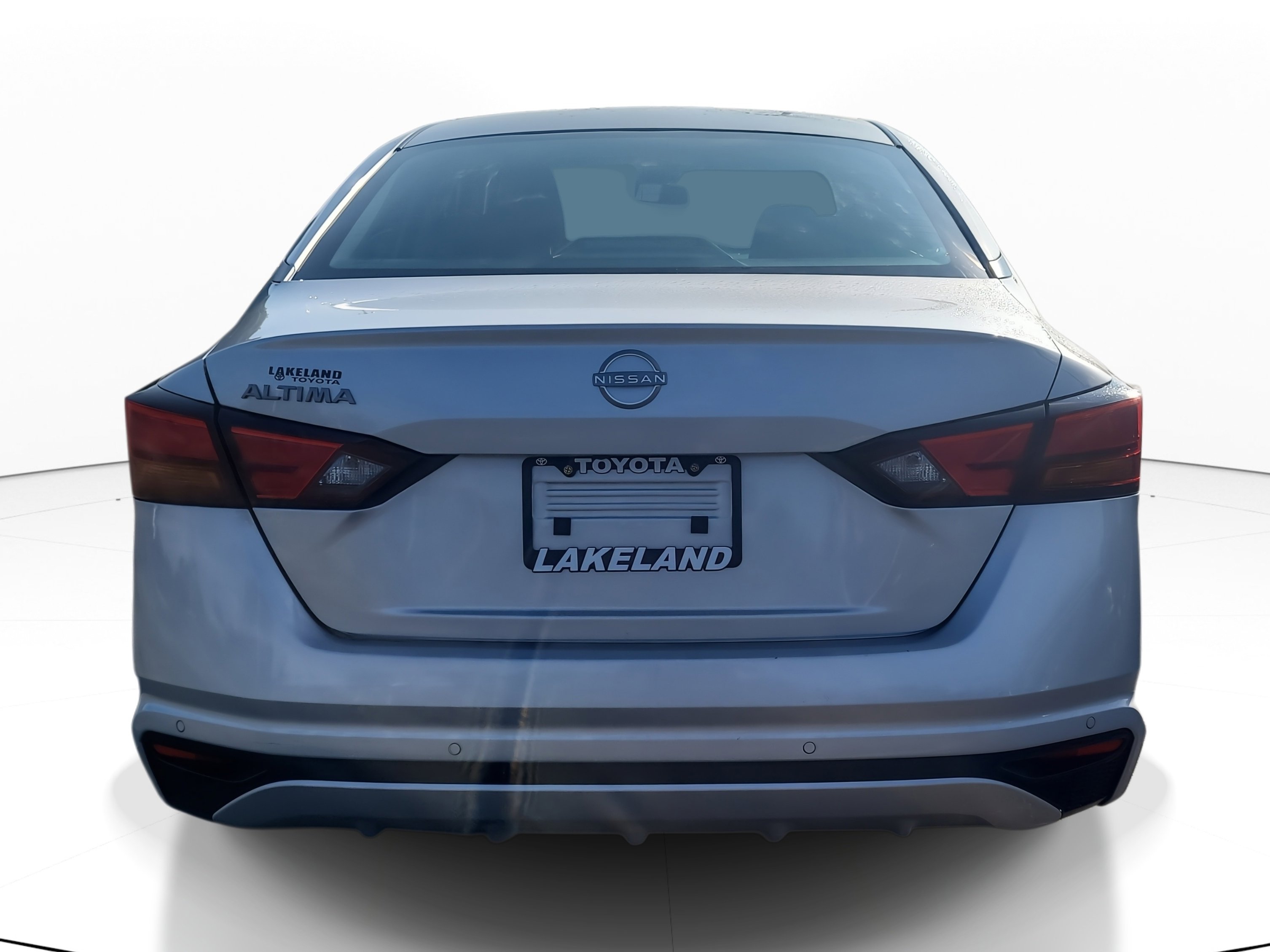 Used 2024 Nissan Altima 2.5 S image 6