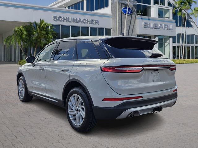 Used 2023 Lincoln Corsair FWD w/ Towing Package image 5