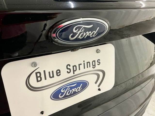 Used 2019 Ford Escape Titanium AWD/4WD image 6