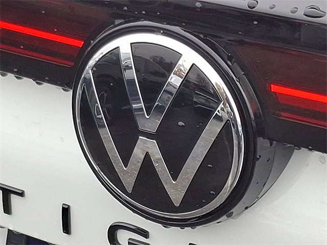 New 2026 Volkswagen Tiguan SE R-Line image 12