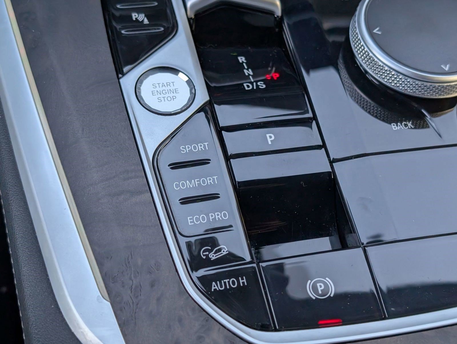 Certified 2024 BMW X5 xDrive40i w/ Parking Assistance Package image 25