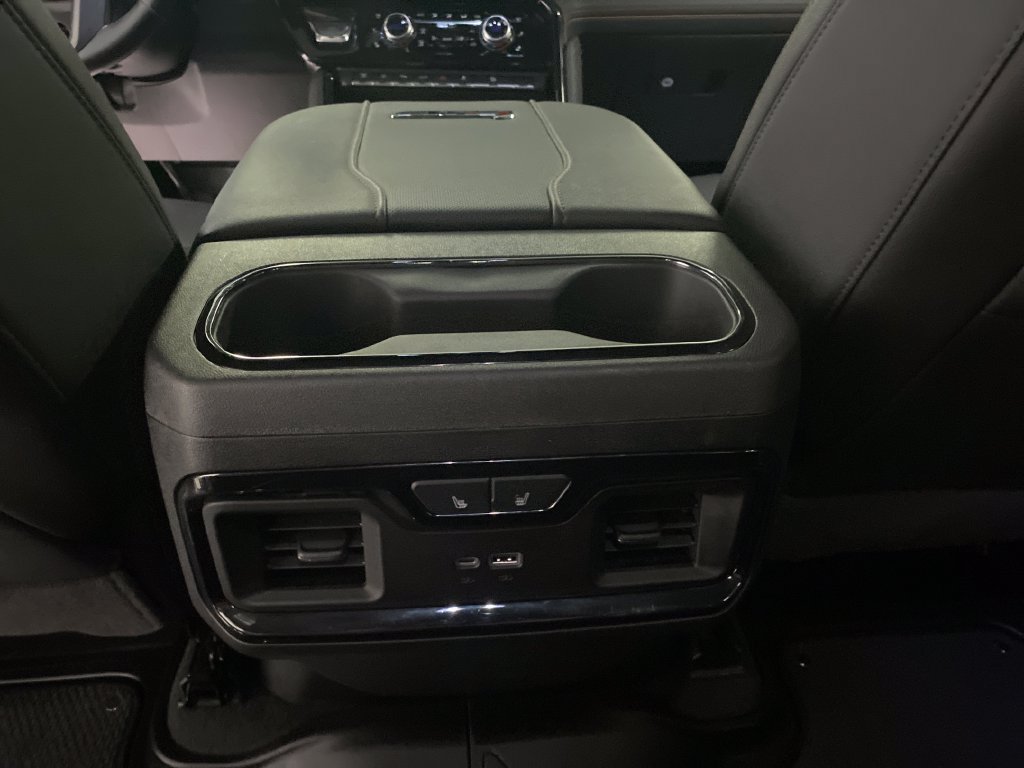 Used 2026 GMC Sierra 2500 AT4 AWD/4WD image 17
