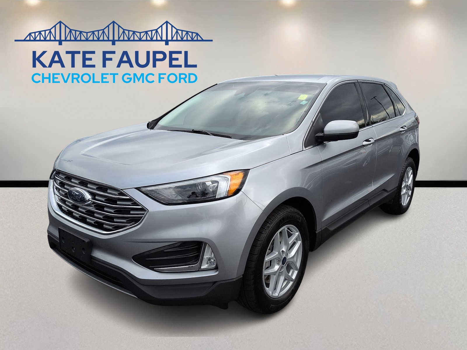 Used 2022 Ford Edge SEL w/ Convenience Package AWD/4WD image 3