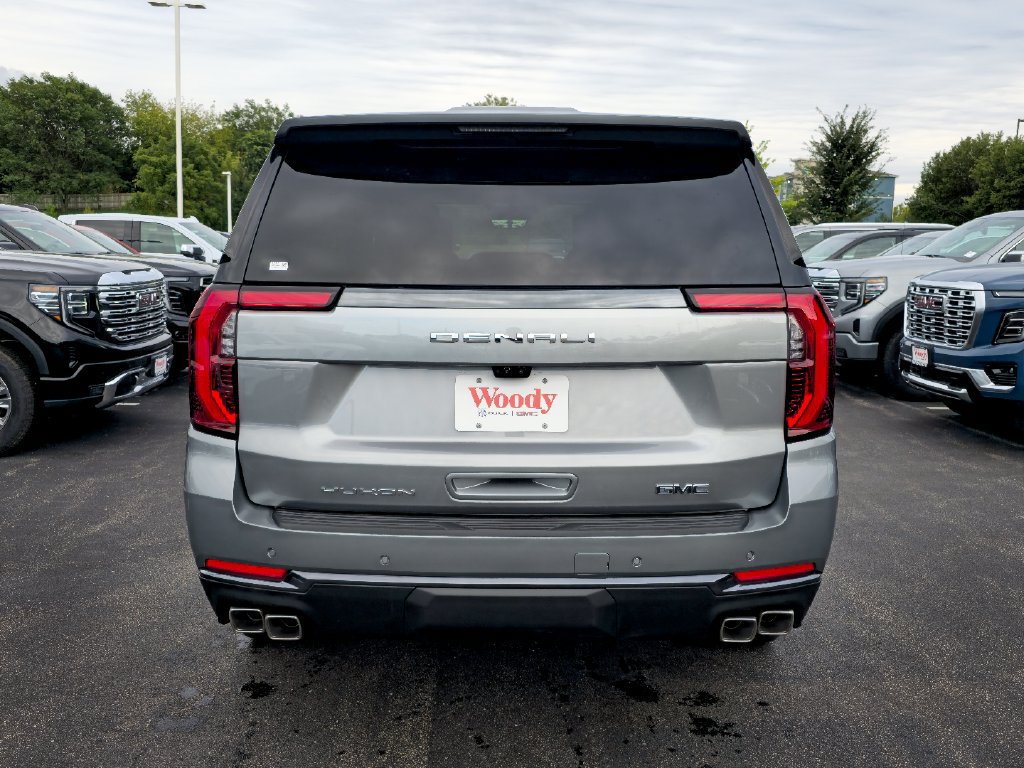 New 2026 GMC Yukon Denali Ultimate AWD/4WD image 8
