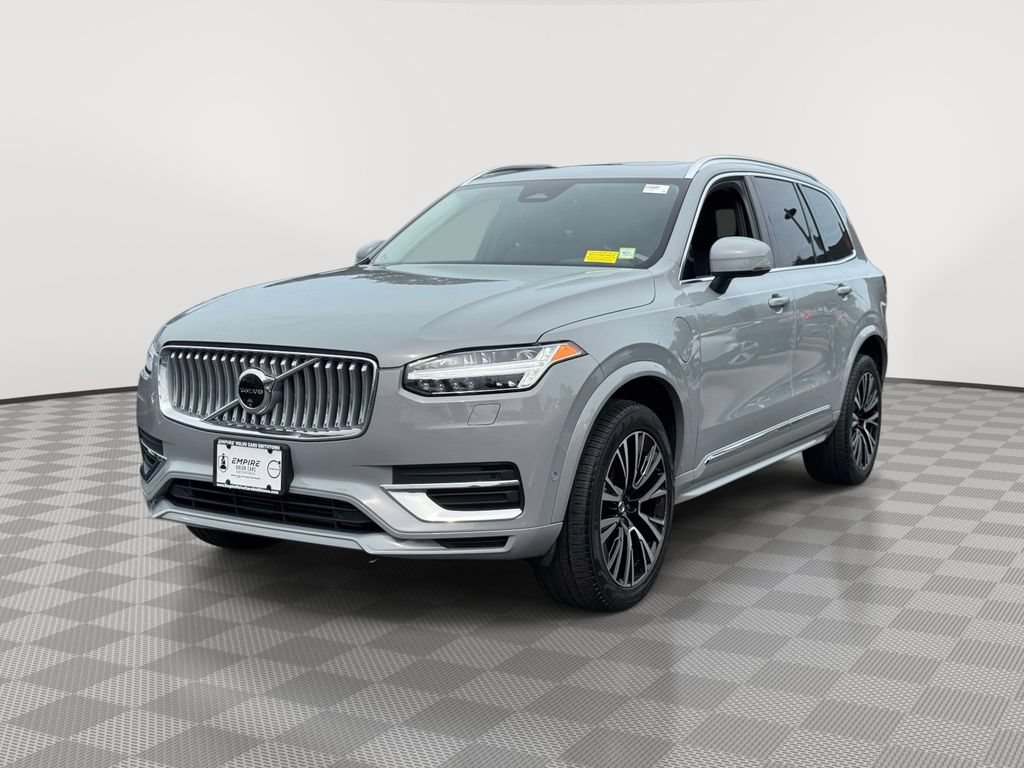 Certified 2025 Volvo XC90 T8 Plus w/ Protection Package Premier AWD/4WD image 2