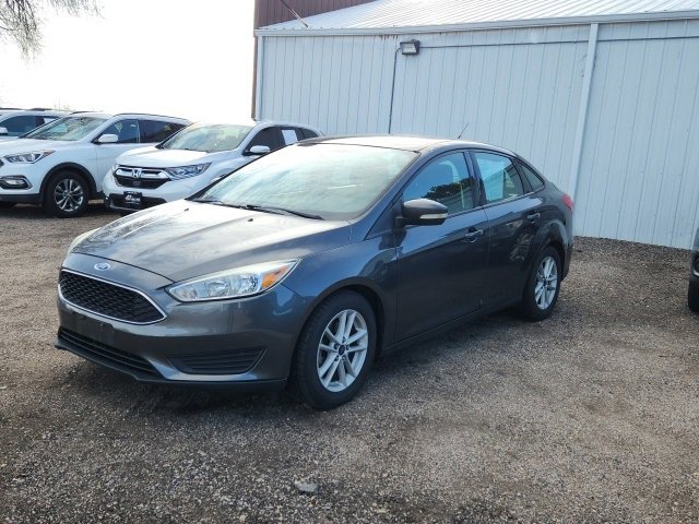 Used 2015 Ford Focus SE image 1
