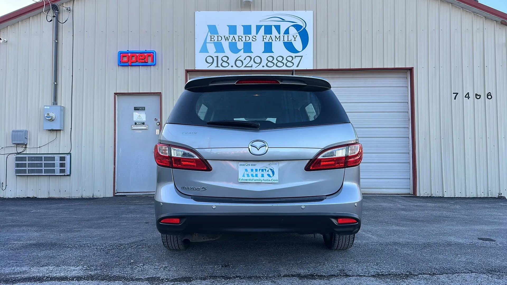 Used 2015 MAZDA MAZDA5 Touring image 21
