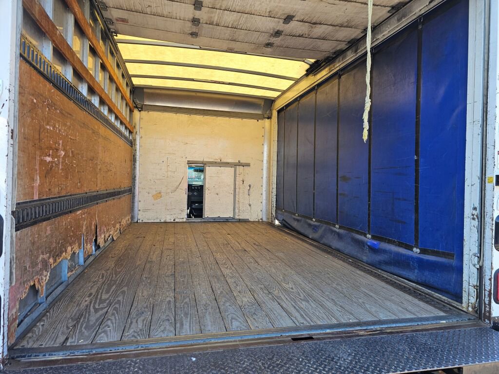 Used 2014 Chevrolet Express 3500 Extended w/ Chrome Appearance Package image 6