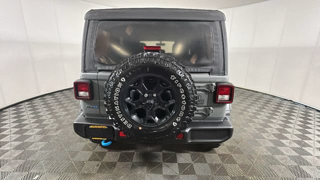 Used 2023 Jeep Wrangler Unlimited w/ 8.4" Radio Group AWD/4WD image 3