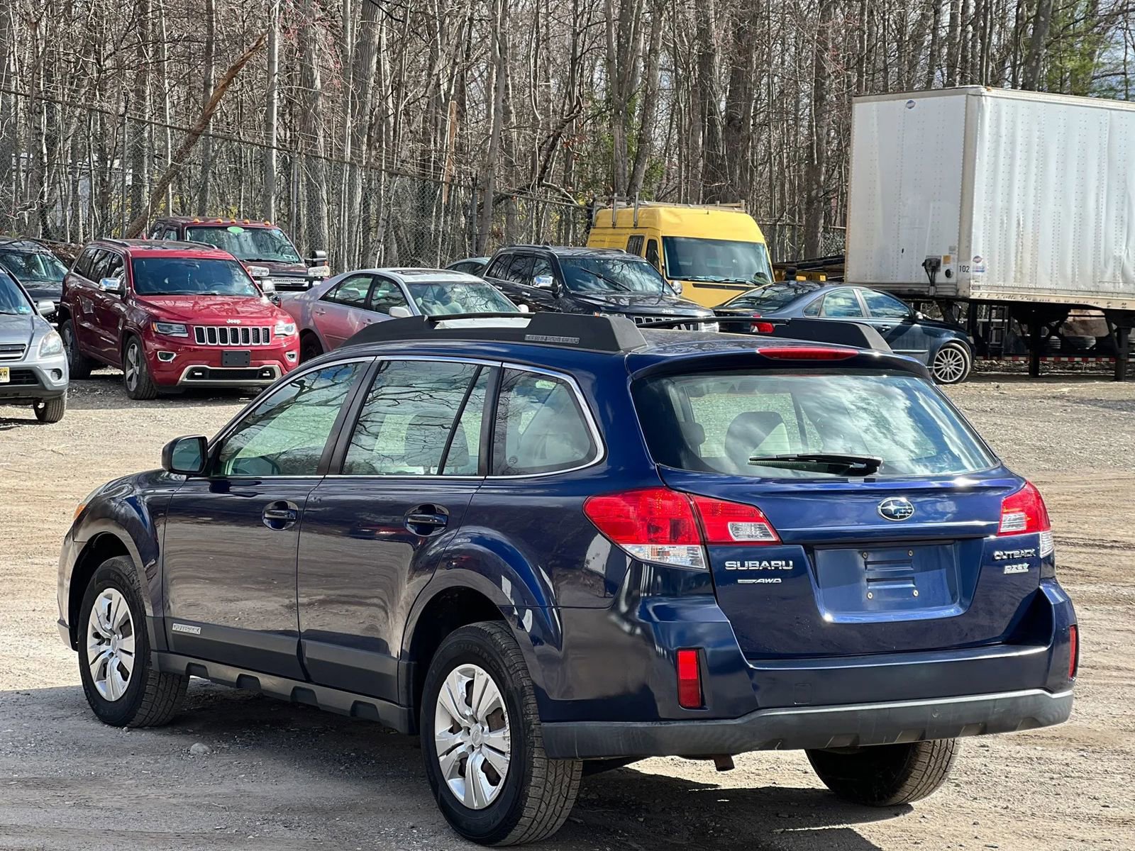 Used 2011 Subaru Outback 2.5i image 4