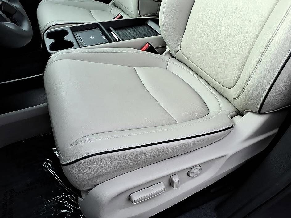Used 2026 Honda Odyssey Touring image 18