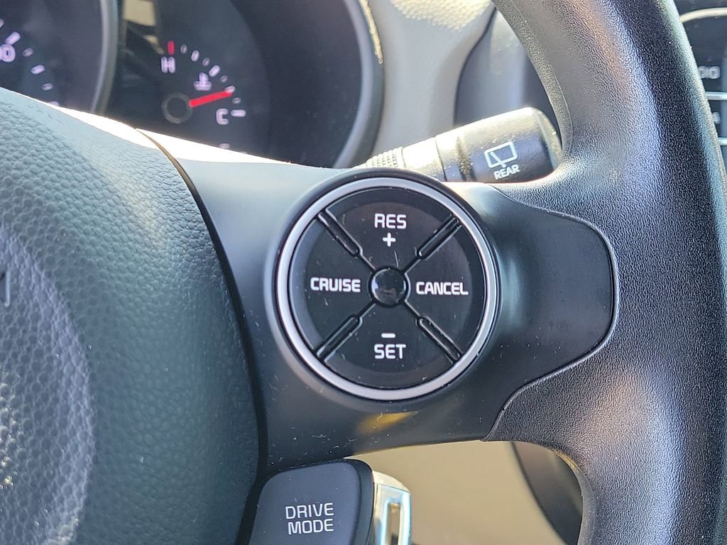 Used 2017 Kia Soul + image 28