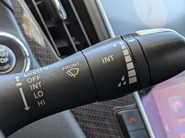 Used 2017 INFINITI Q60 3.0t Sport w/ Cargo Package image 9