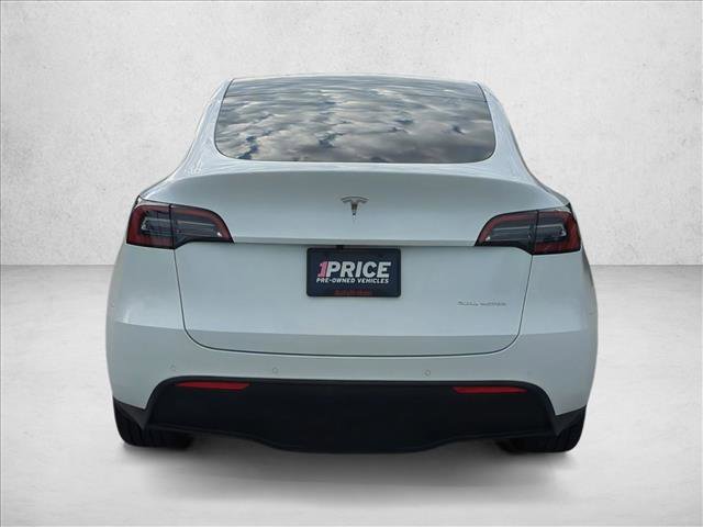 Used 2022 Tesla Model Y Long Range AWD/4WD image 7