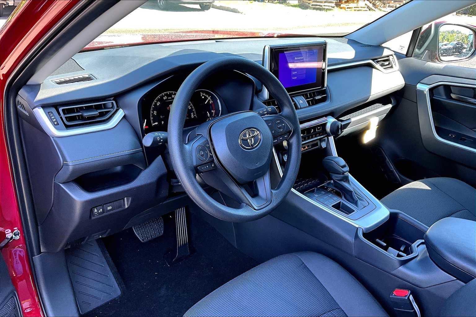 New 2025 Toyota RAV4 LE image 8