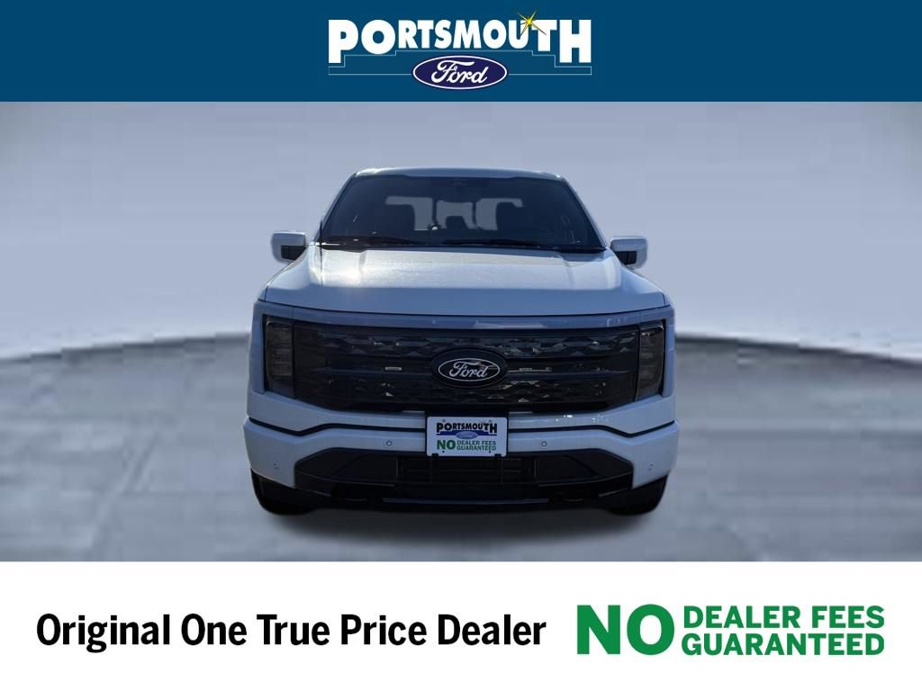 New 2025 Ford F150 Lightning Platinum w/ Dark Elements Package image 10