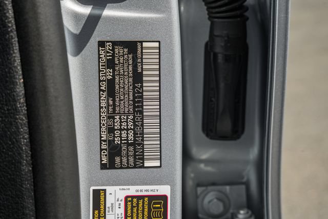 Used 2024 Mercedes-Benz GLC 300 4MATIC image 43
