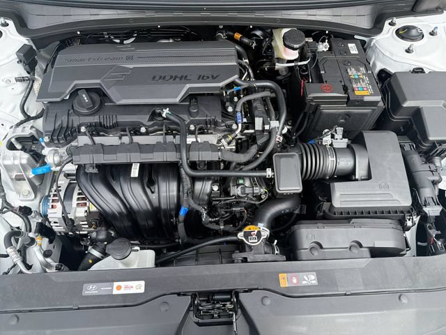 New 2026 Hyundai Elantra Sport FWD image 19