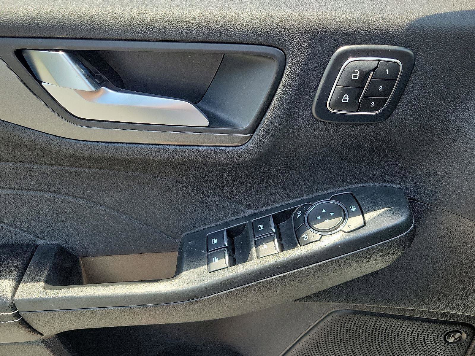 New 2024 Ford Escape Active w/ Tech Pack #2 image 8